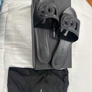Brand new Dolce & Gabbana sandals